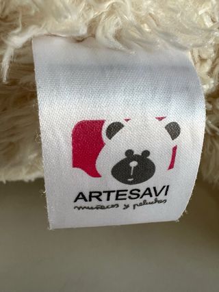 Peluche perro terrier blanco y marrón