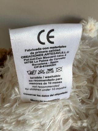 Peluche perro terrier blanco y marrón