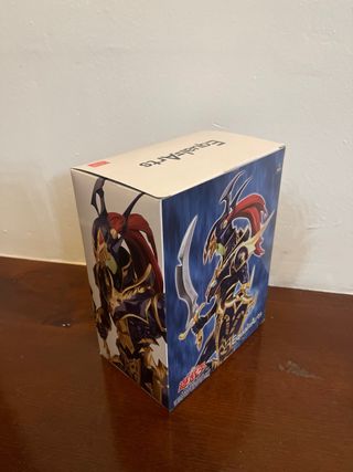 Figura Equal Arts Soldado del Brillo Negro