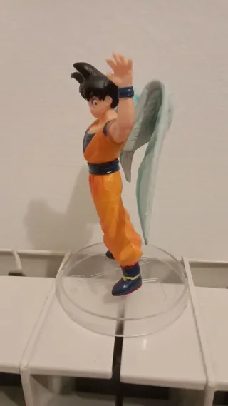 Figura Son Goku Ángel