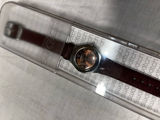 Reloj Swatch Marrón