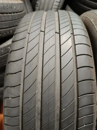 Michelin 215/60R17 96H Neumático