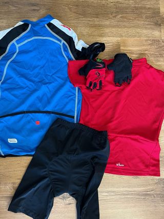 Lote Ciclismo Niño: Maillot, Culotte y Guantes