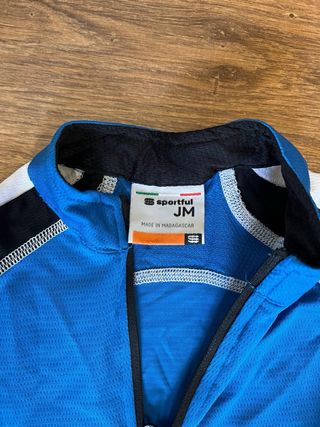 Lote Ciclismo Niño: Maillot, Culotte y Guantes