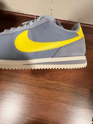 Zapatillas Nike Cortez Talla 38 Azul y Amarillo