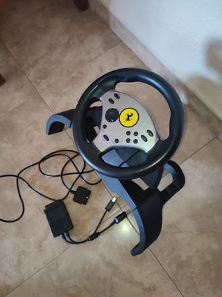 Volante Ferrari Thrustmaster PS2/GC/Xbox/PS1