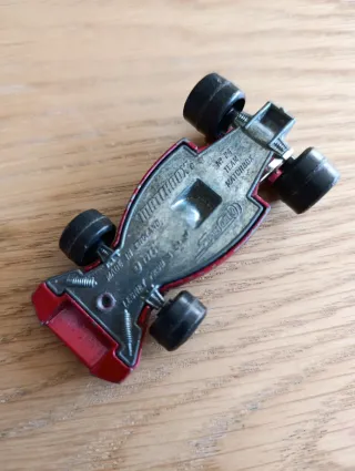 Coche F1 Matchbox Super Fast