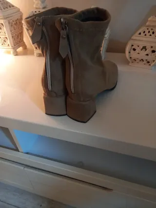 Botines beige/marrón tacón bloque