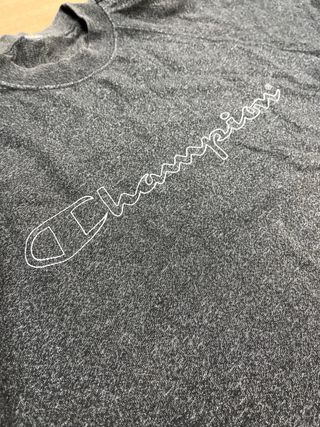 Camiseta Champion Gris con Logo talla xl