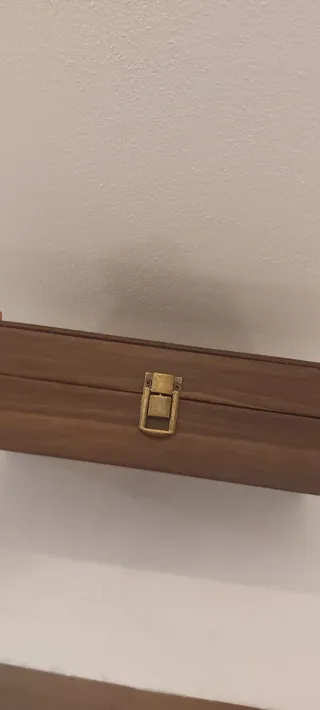 Scatola porta orologi in similpelle marrone