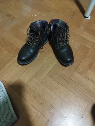 Botas de Unit(no está la marca)
