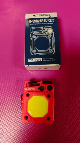 Linterna Smiling Shark Multifunción