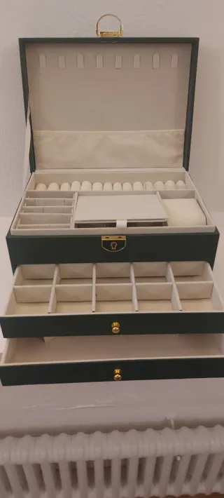 Portagioie grande verde con dettagli oro