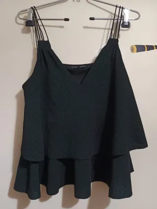 Camiseta tirantes volantes brillo