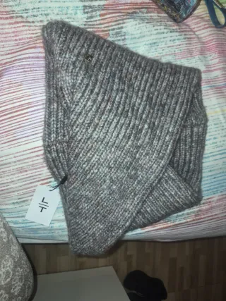 Cuello Latouche gris y rosa