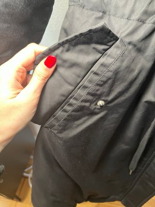 Abrigo MKT Studio Negro con Forro de Pelo