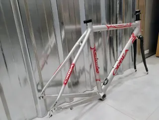 Cuadro Orbea con horquilla