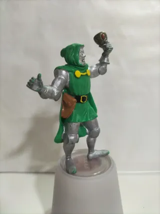 Figura PVC Dr. Doom Marvel