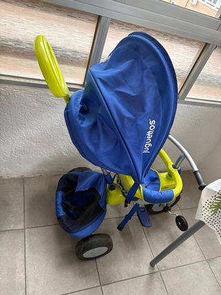 Triciclo Juguettos azul y amarillo