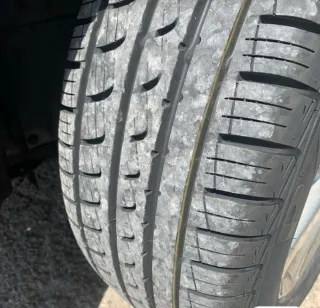 Toyota Avensis familiar 2013