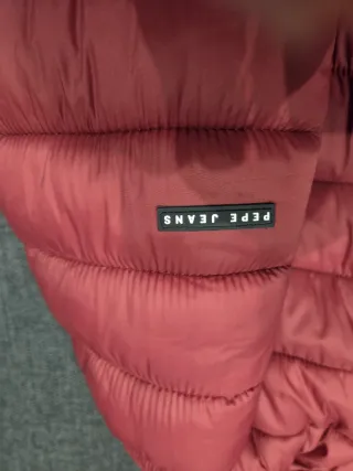 Chaqueta Pepe Jeans Roja con Capucha