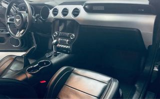 FORD MUSTANG GT 5.0 v8