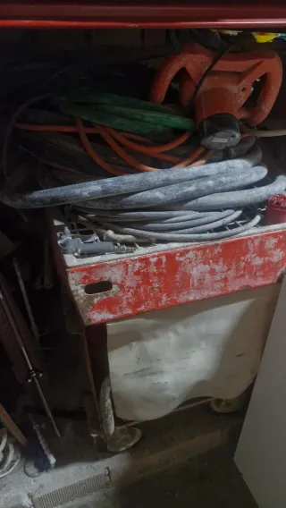 Mezcladora de cemento con mangueras