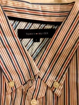 Camisa Tommy Hilfiger Talla L Rayas
