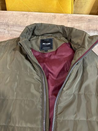 Chaleco acolchado ONLY & SONS verde oliva Talla L