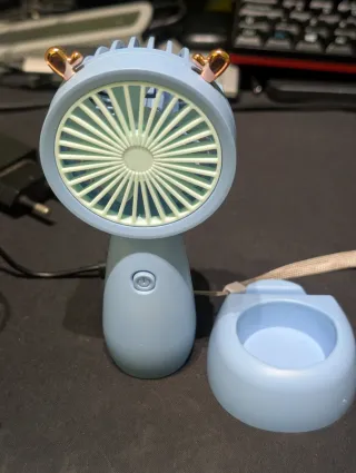 Ventilador Portátil Azul y Dorado