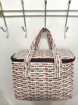 Lancheira Térmica Impermeável Em Pele Normal Novo