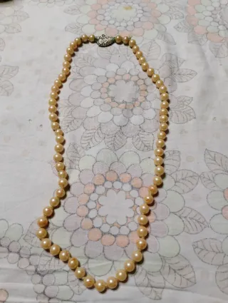 Collana perle beige con chiusura argento