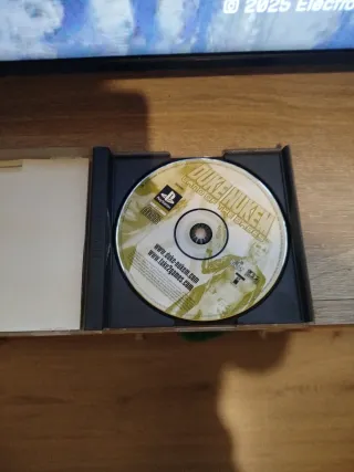 Duke Nukem Land of The Babes PS1 PAL