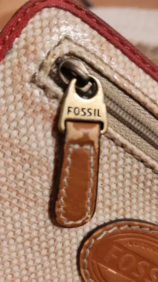 Cartera Fossil beige, turquesa y roja