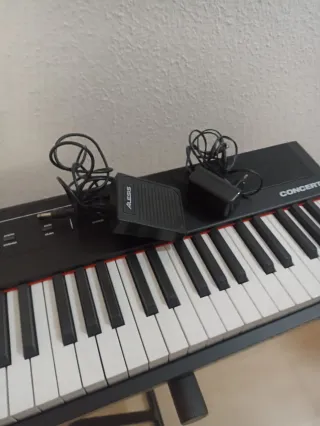 Teclado Alesis Concert 88 teclas