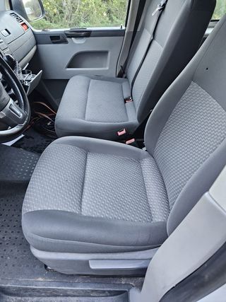 Volkswagen Transporter T5 2012