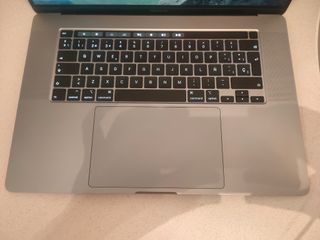 MacBook Pro 16'' 2019 i9/32/512