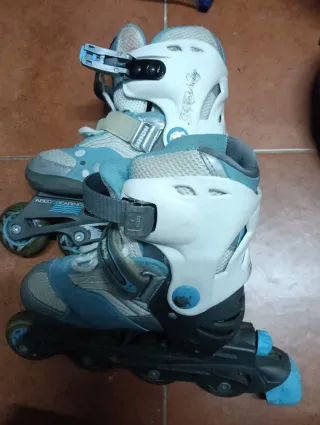 Patines infantiles talla 30-33
