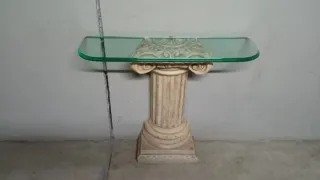 Recibidor columna Barroco con cristal , travertino