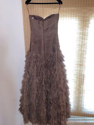 Vestido fiesta Pronovias lila con chal