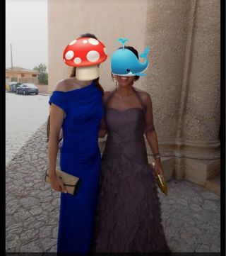 Vestido fiesta Pronovias lila con chal