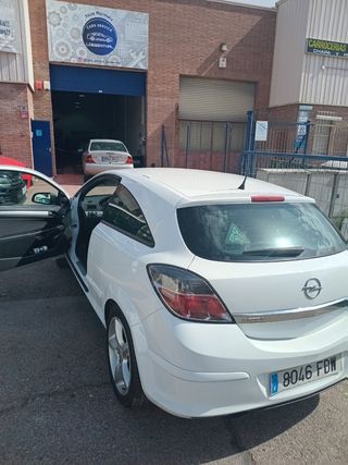 Opel Astra 2006