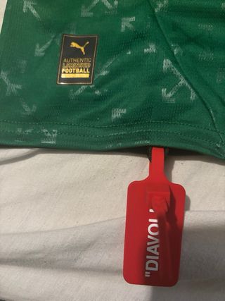 Camiseta Off-White AC Milan Edición Limitada 2025