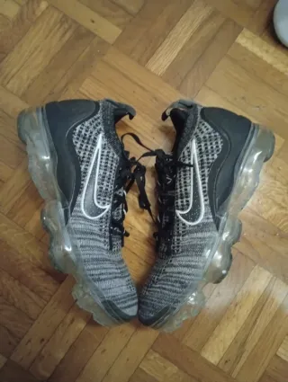 Nike Air Vapormax 37