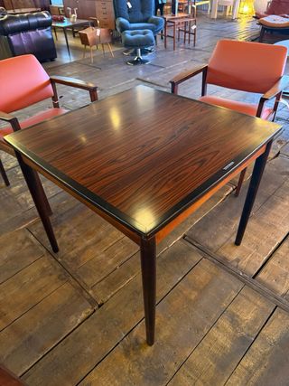 Tavolo da gioco in palissandro estensibile