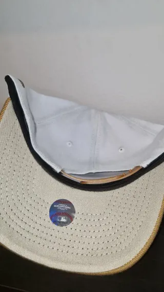 Gorra New York Yankees New Era 9FORTY Oro/Blanco