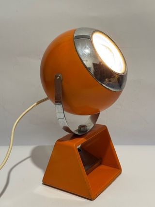 Lampada da tavolo arancione e argento