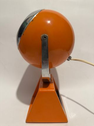 Lampada da tavolo arancione e argento