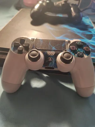 PS4 en muy buen estado