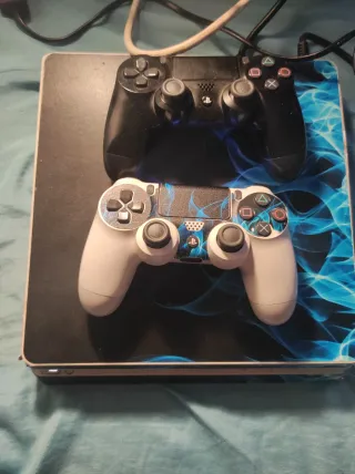 PS4 en muy buen estado